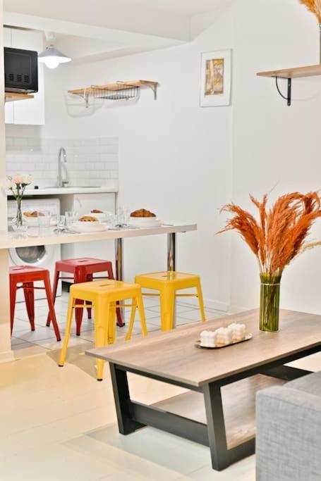 Appartement Proche Canal Saint Martin Paris Exterior photo